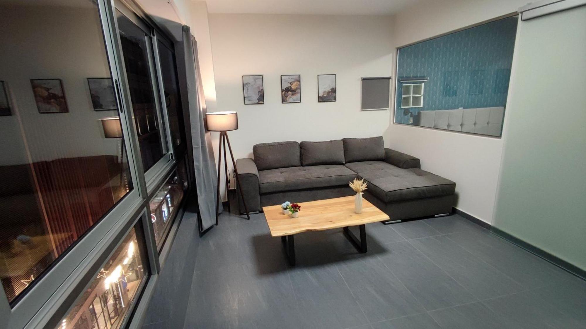 Ermou Downtown Suites By Athens Urban Retreat エクステリア 写真