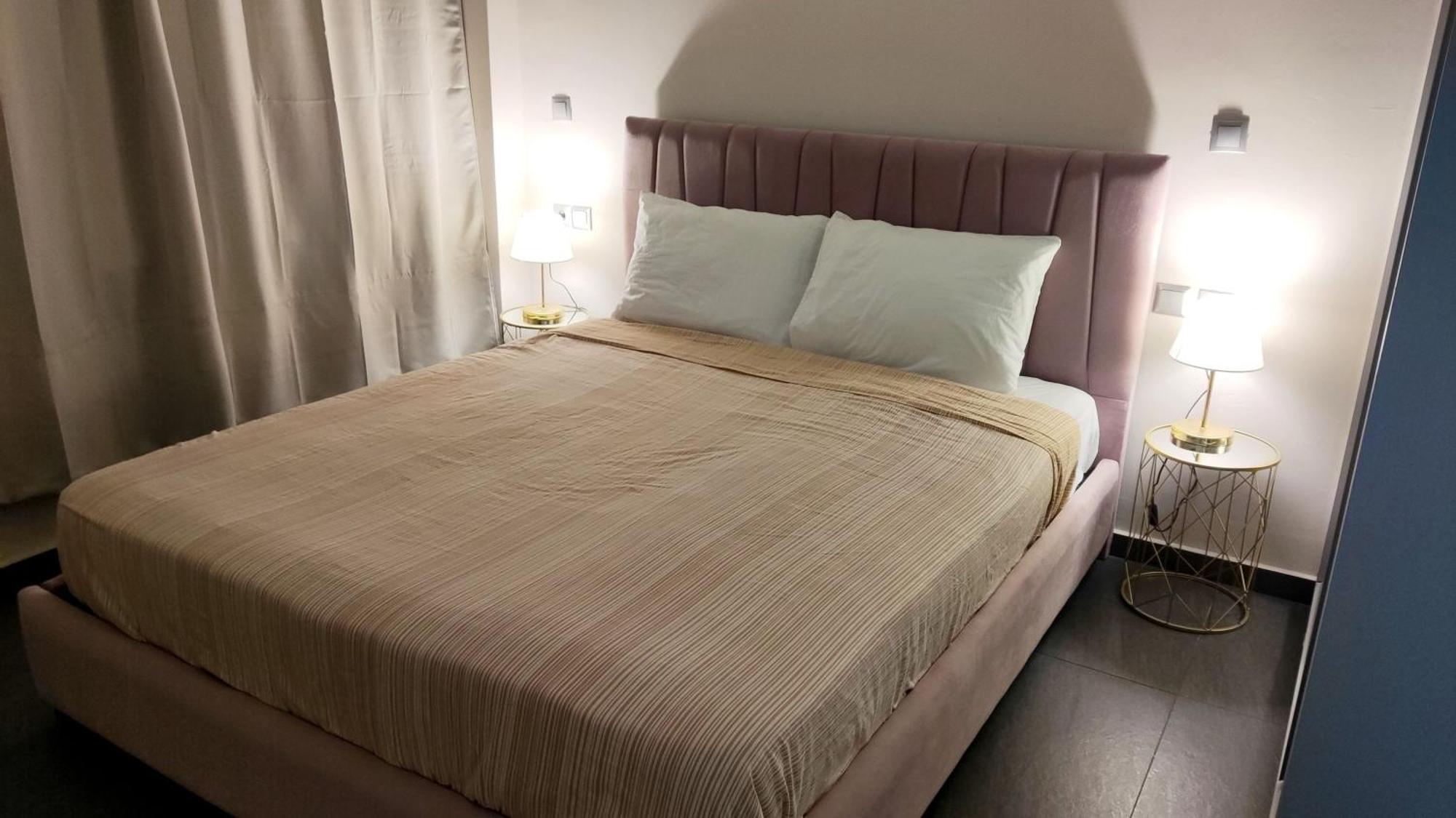 Ermou Downtown Suites By Athens Urban Retreat エクステリア 写真